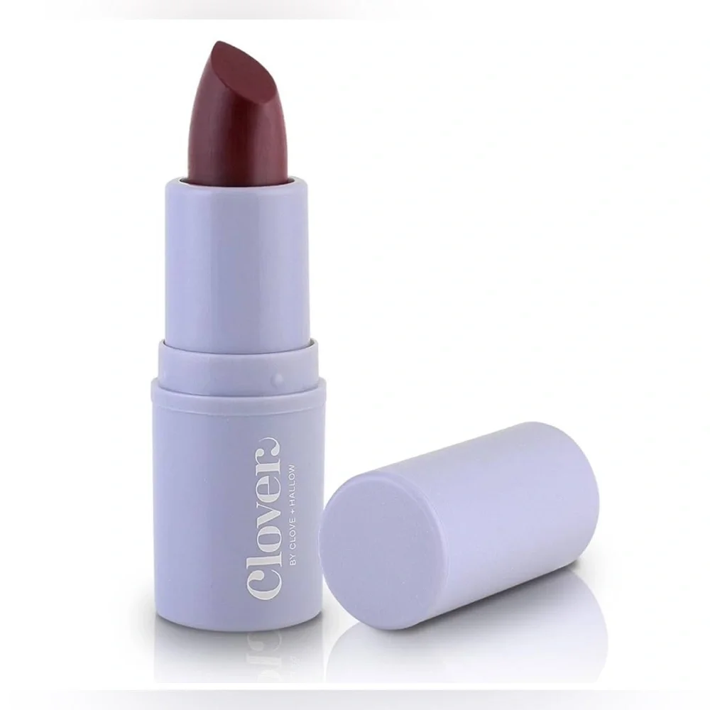 Clover by Clove Skin Is In Serum Foundation 01 Light & Comfy Matte Lipstic Rider